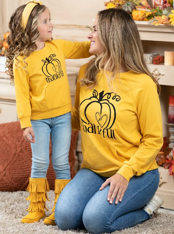 Mommy and Me Thankful Pouch Top