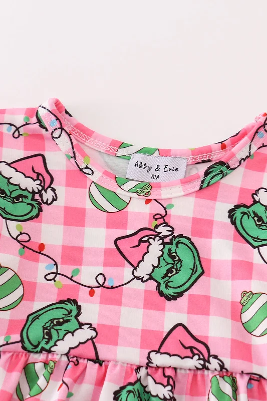 Pink grinch print girl bubble