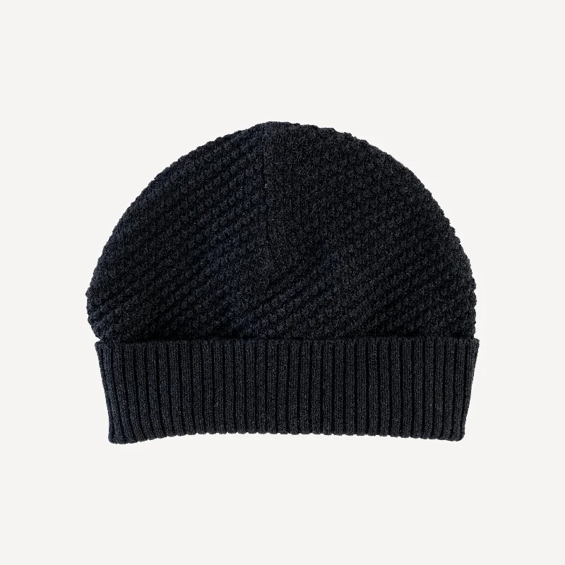 sweater beanie | black | organic cotton moss knit